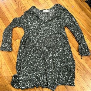 Carly Jean LA size M